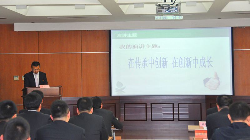 10.我院召开“十佳青年”演讲评比大会4.13-3.jpg